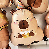 은박 생일케이크 카피바라