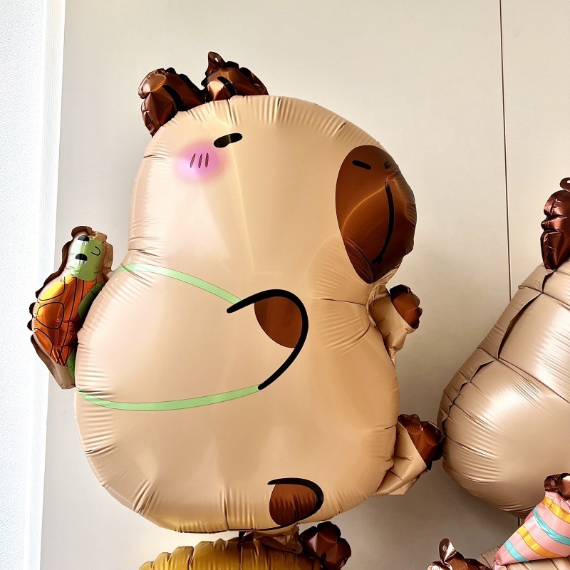 은박 거북이 카피바라